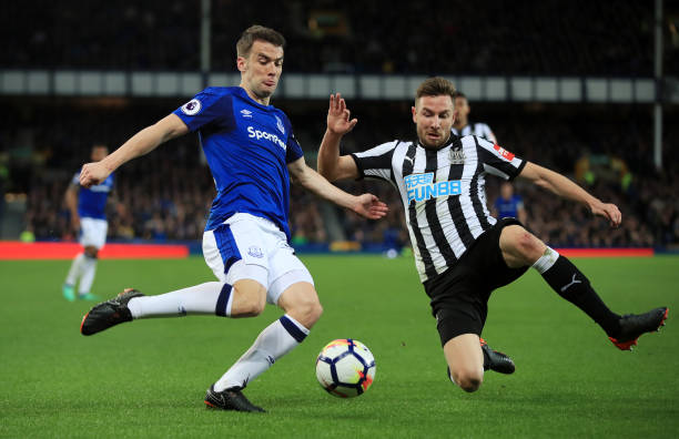 伊萨克已经 伊萨克已经